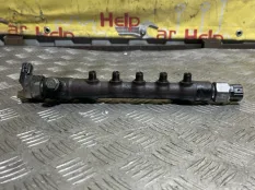 Рампа топливная Toyota RAV4 2012 238100R040 XA30 2AD-FTV