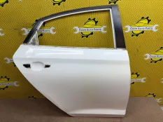 Дверь Hyundai Solaris