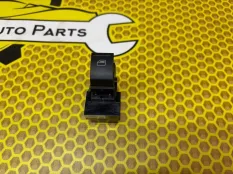 Кнопка стеклоподъемника Volkswagen Polo