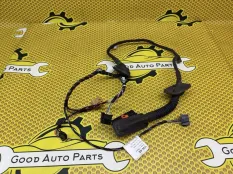 Проводка двери Volkswagen Polo