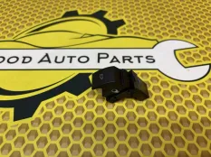 Кнопка открывания багажника Volkswagen Polo