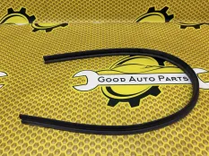 Уплотнитель двери Volkswagen Polo