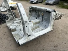 Четверть SKODA Octavia