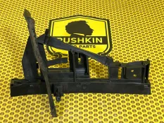 Кронштейн замка двери Ford Focus