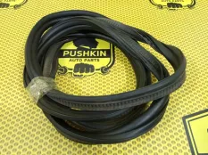 Уплотнитель крышки багажника Ford Focus