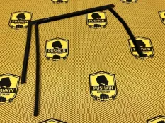 Уплотнитель стекла двери Ford Kuga