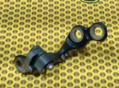 Петля двери передняя верхняя Ford Focus