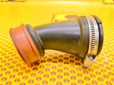 Патрубок воздушного фильтра Ford Kuga