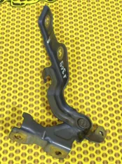 Петля капота Chevrolet Orlando