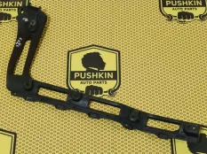 Кронштейн накладки двери багажника Ford Focus