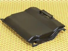 Крышка аккумулятора Ford Focus