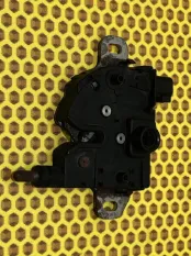 Замок капота Ford Kuga