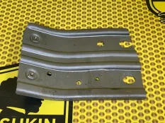 Кронштейн усилителя торпедо Ford Focus