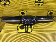 Решетка радиатора Ford Focus