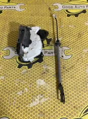 Замок двери Volkswagen Polo