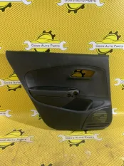 Обшивка двери карта Volkswagen Polo