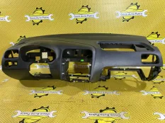 Торпедо Volkswagen Polo