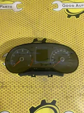 Панель приборов Volkswagen Polo