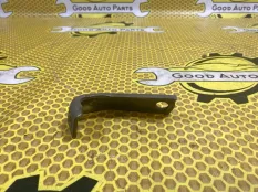 Кронштейн глушителя Skoda Rapid