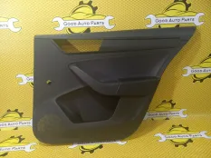 Обшивка двери карта Skoda Rapid