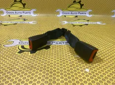 Замок ремня безопасности Volkswagen Polo