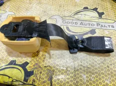 Ремень безопасности Volkswagen Polo