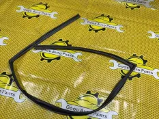 Уплотнитель стекла двери KIA RIO