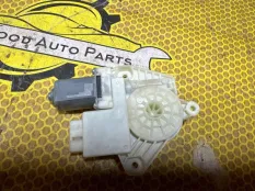 Мотор стеклоподъемника Volkswagen Polo