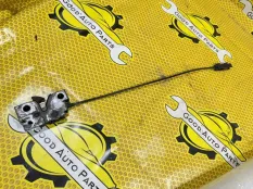 Замок капота Volkswagen Polo