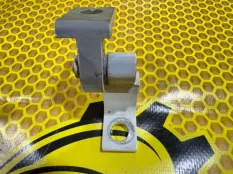 Петля двери Volkswagen Polo