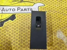 Кнопка стеклоподъемника Volkswagen Polo