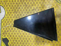 Уголок двери внешний Volkswagen Polo