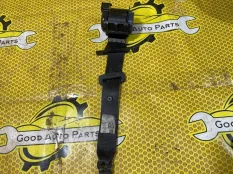 Ремень безопасности Volkswagen Polo