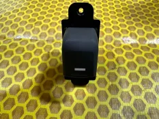 Кнопка стеклоподъемника KIA RIO