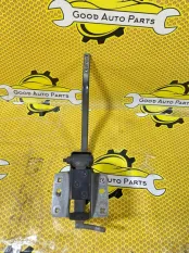 Петля крышки багажника Volkswagen Polo