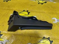 Держатель полки багажника Volkswagen Polo