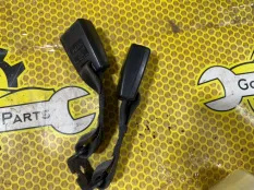 Ответная часть ремня безопасности Volkswagen Polo