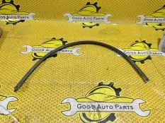 Уплотнитель двери Volkswagen Polo