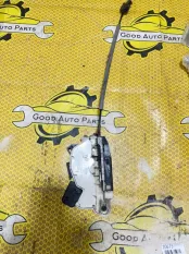 Замок двери Volkswagen Polo