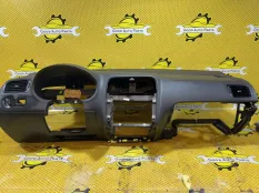 Торпедо Volkswagen Polo