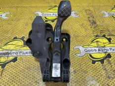 Педаль тормоза Volkswagen Polo