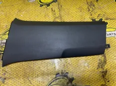 Обшивка стойки центральной верхняя Skoda Rapid