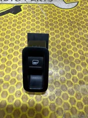 Кнопка стеклоподъемника Volkswagen Polo