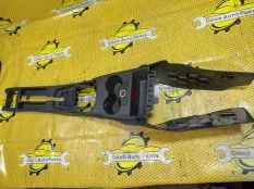 Консоль центральная Volkswagen Polo