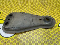 Кронштейн подрамника Volkswagen Polo