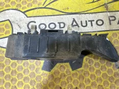 Кронштейн бампера Hyundai Solaris