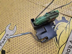 Замок двери Hyundai Solaris