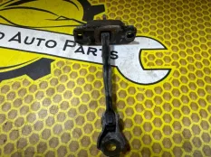 Ограничитель двери Hyundai Solaris