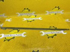 Бархотка стекла двери внешняя Volkswagen Polo