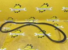 Уплотнитель крышки багажника Volkswagen Polo